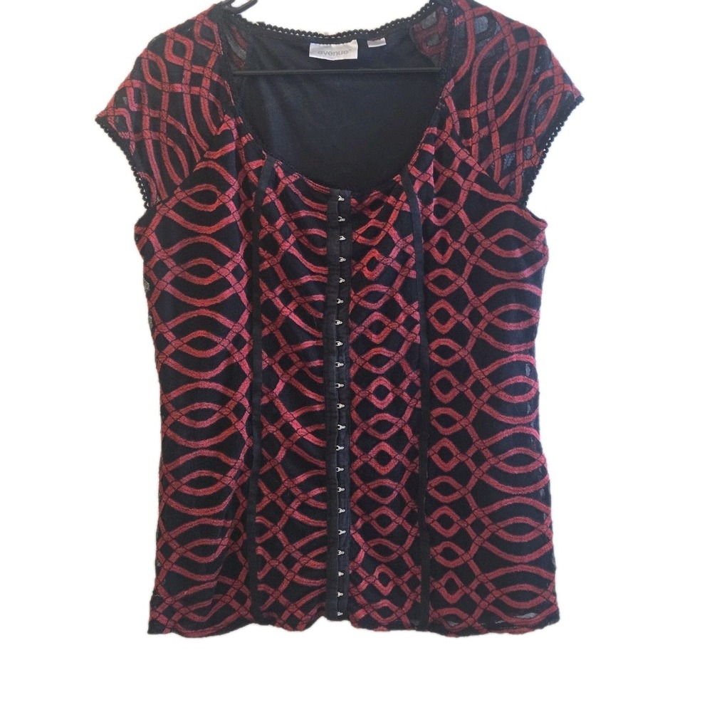 Avenue Women's Red Black Lace Mesh Hook Front Top Size 14/16 Plus Size